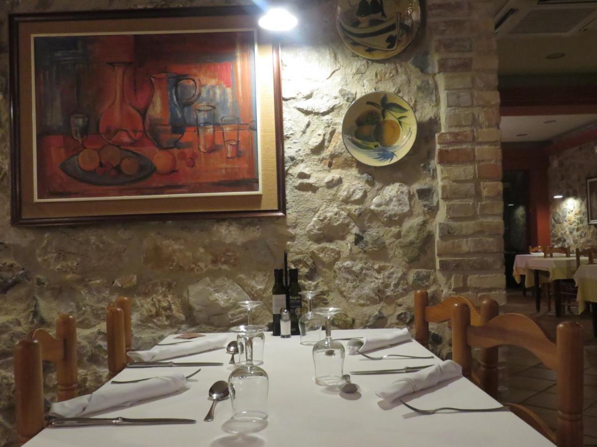 Hotel Santa Anna L'Estartit Eksteriør bilde