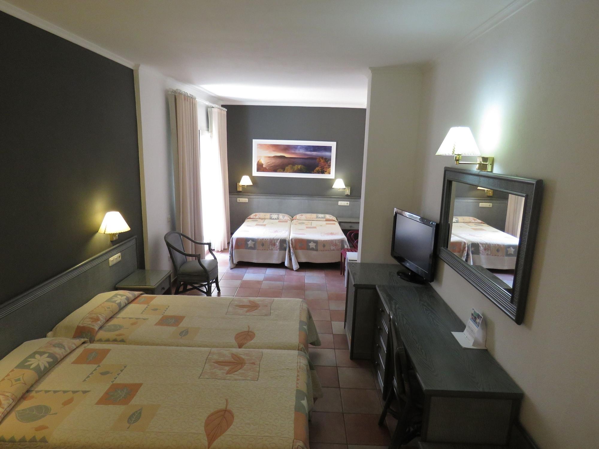Hotel Santa Anna L'Estartit Eksteriør bilde