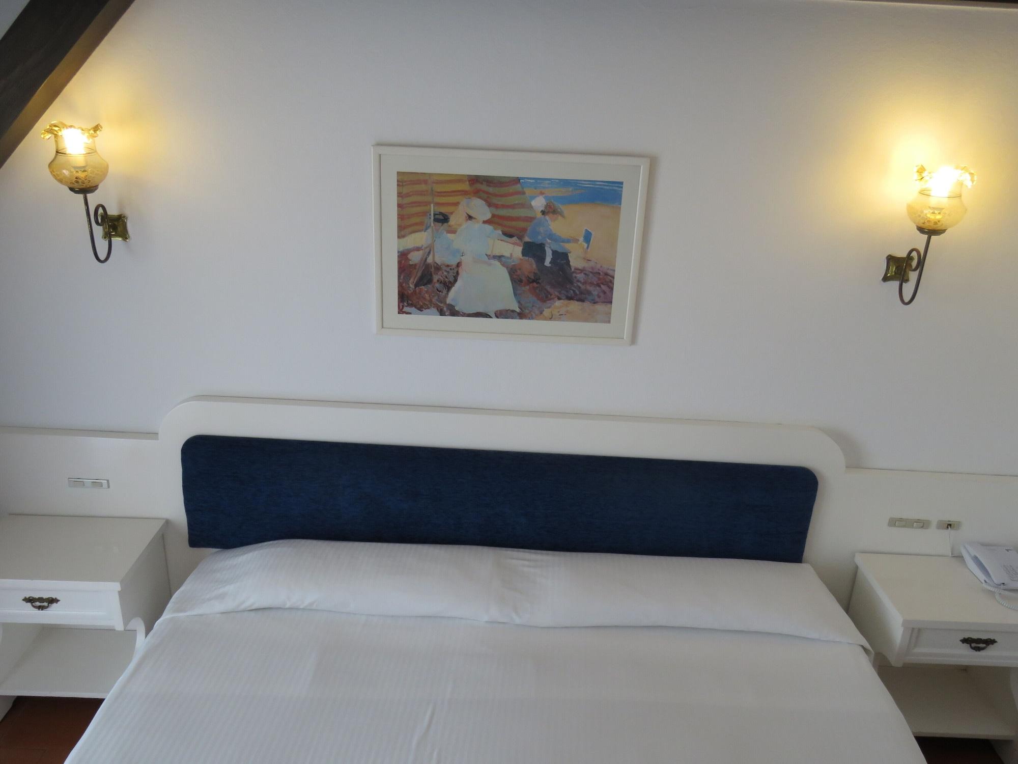 Hotel Santa Anna L'Estartit Eksteriør bilde
