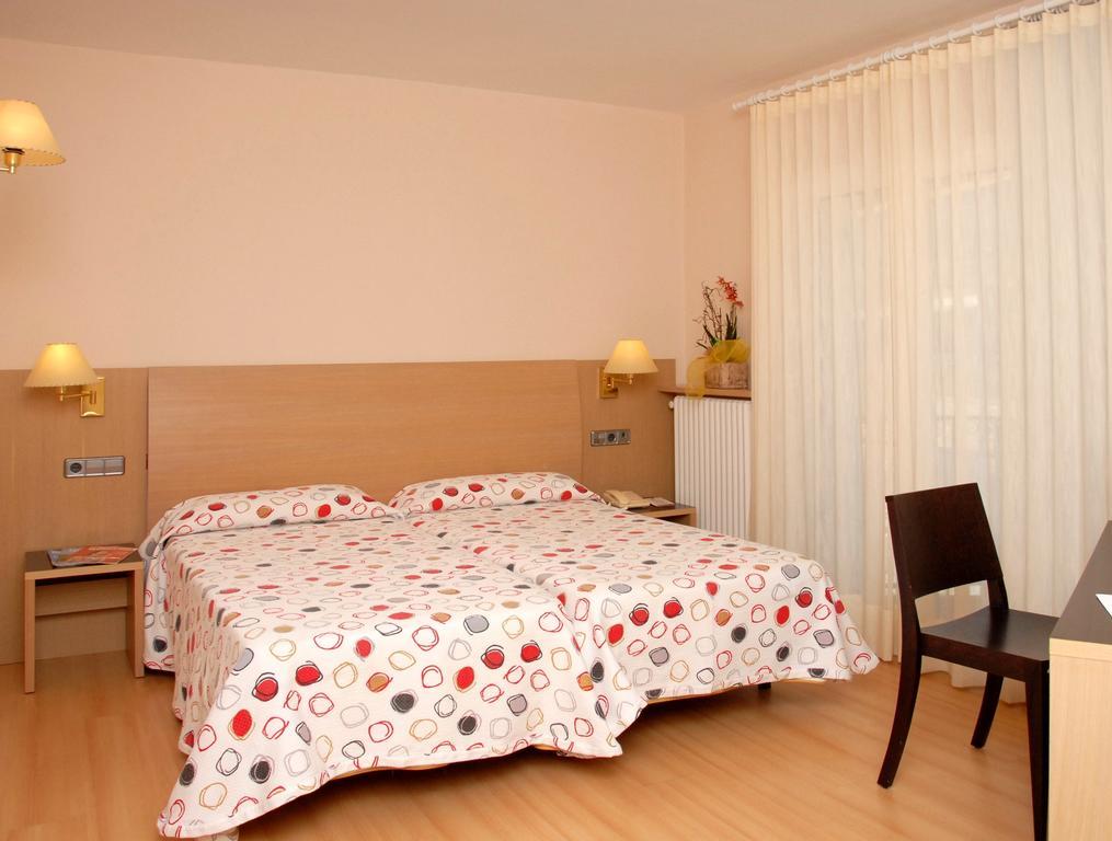 Hotel Santa Anna L'Estartit Eksteriør bilde
