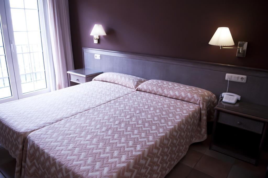 Hotel Santa Anna L'Estartit Rom bilde