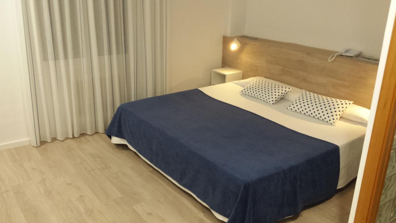 Hotel Santa Anna L'Estartit Eksteriør bilde